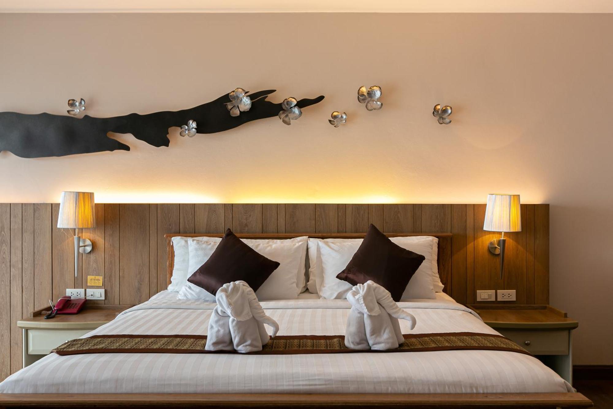 Grand Ratchapruek Hotel Pak Kret Buitenkant foto