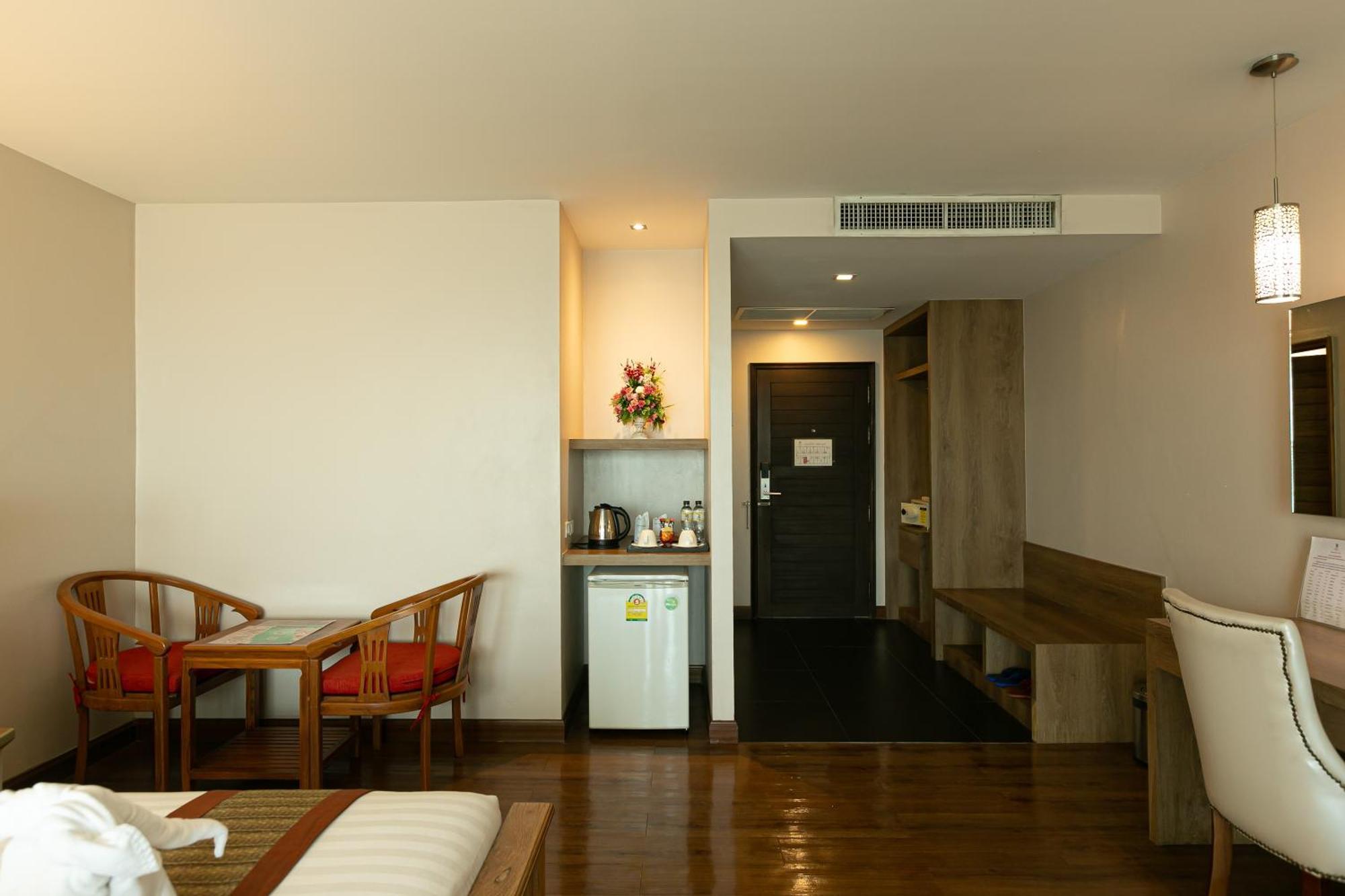 Grand Ratchapruek Hotel Pak Kret Buitenkant foto