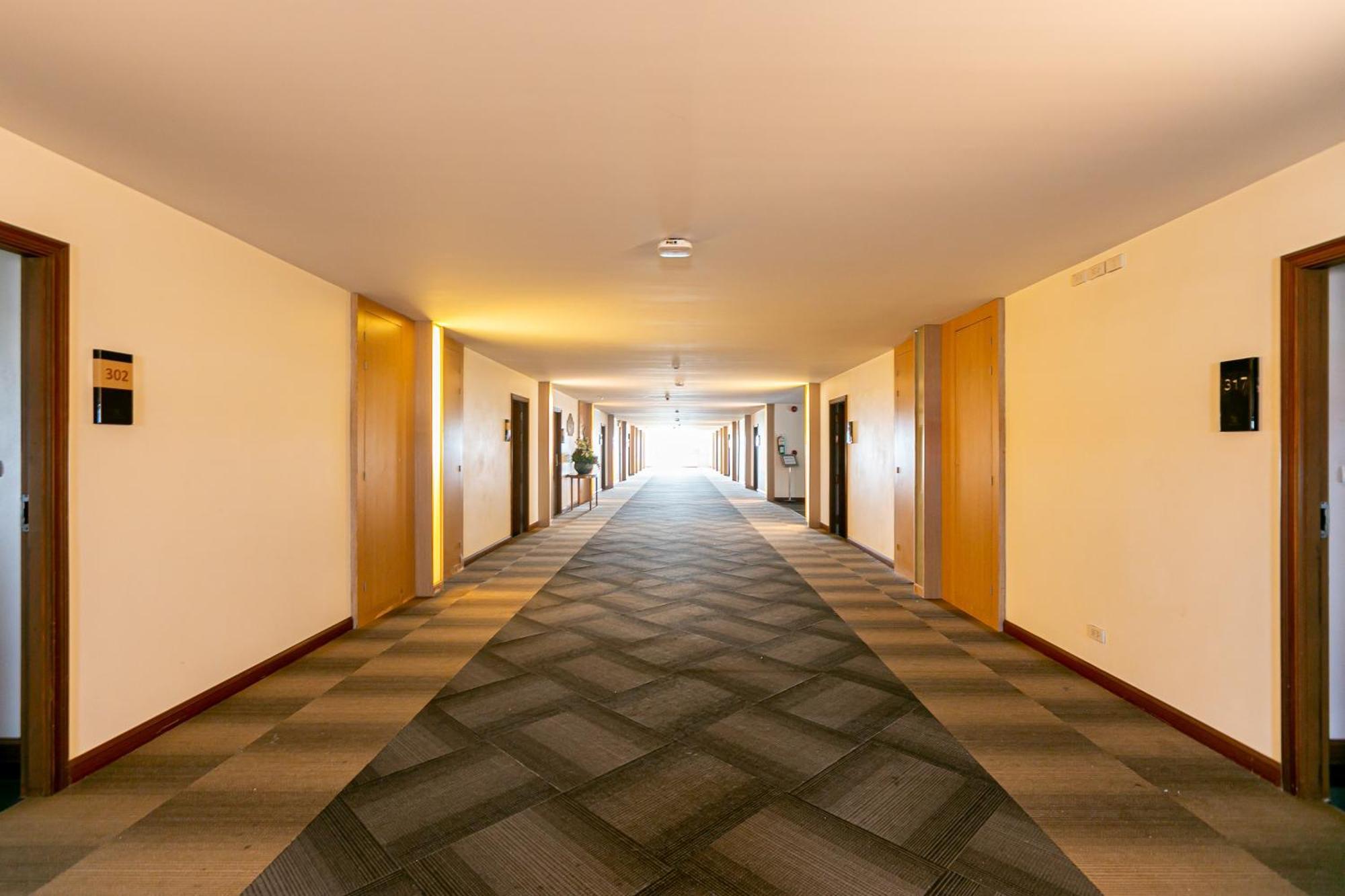 Grand Ratchapruek Hotel Pak Kret Buitenkant foto